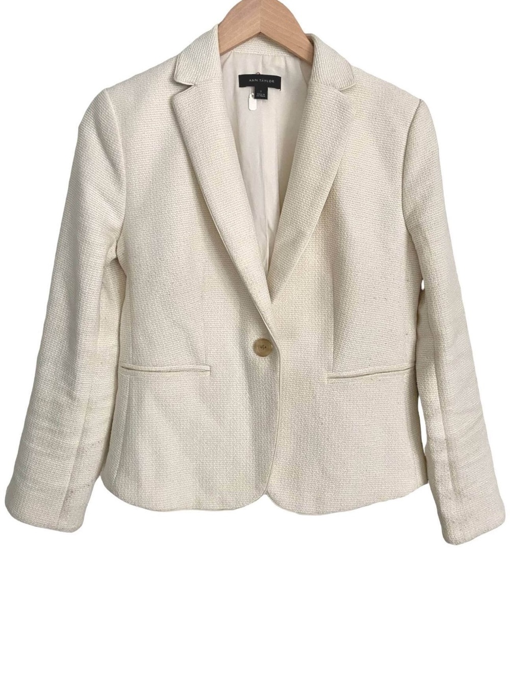 Ann Taylor Cream Textured Single-Button Blazer